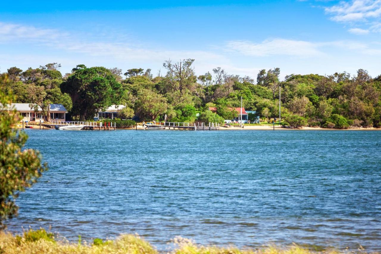 Banjo Paterson Motor Inn Lakes Entrance Ngoại thất bức ảnh