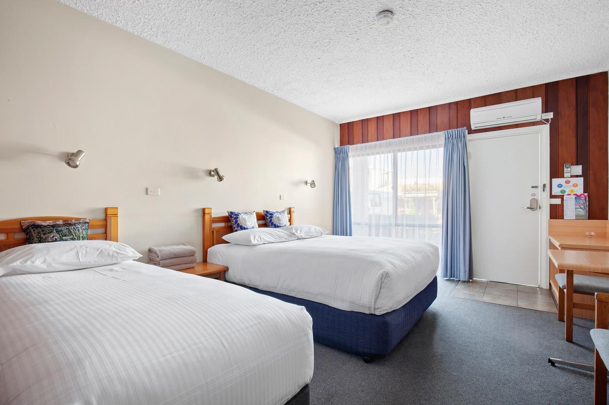 Banjo Paterson Motor Inn Lakes Entrance Ngoại thất bức ảnh