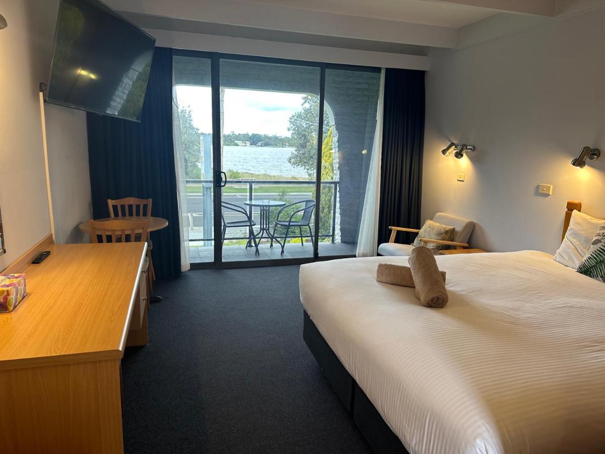 Banjo Paterson Motor Inn Lakes Entrance Ngoại thất bức ảnh