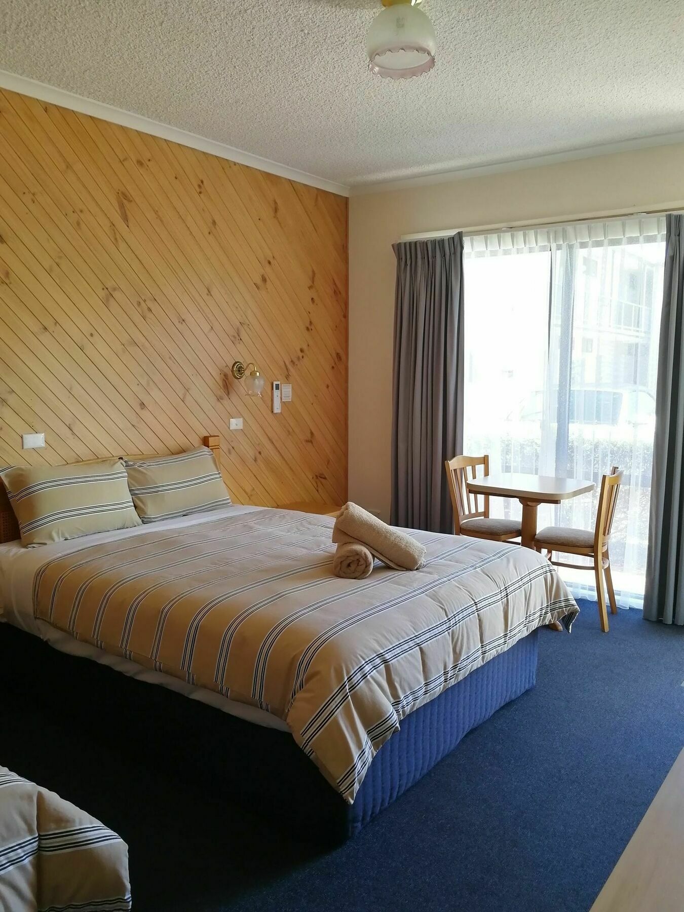 Banjo Paterson Motor Inn Lakes Entrance Ngoại thất bức ảnh